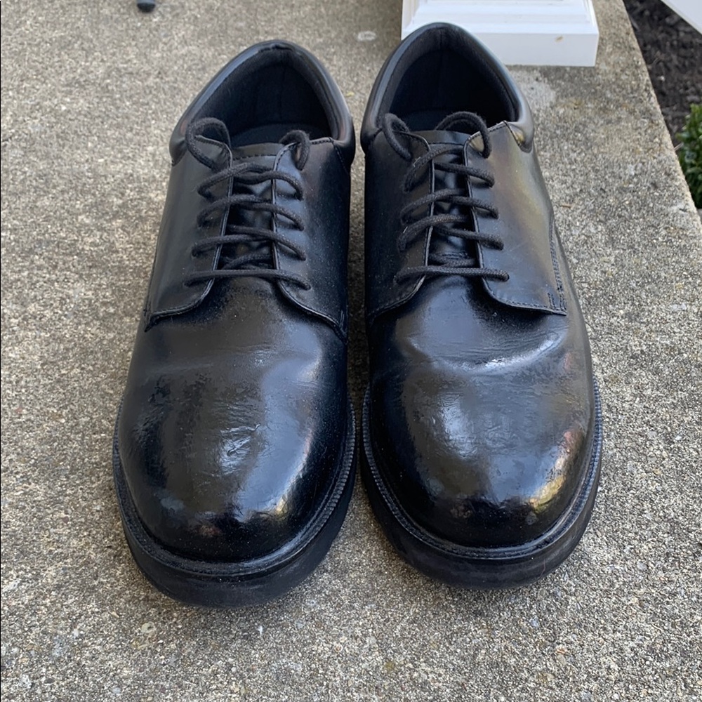 Men's Black Leather Dress Shoes